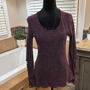 Stylish Long Sleeve Top in Deep Purple